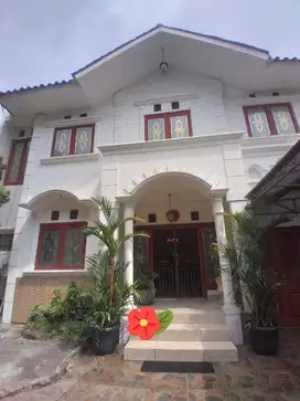 rumah mewah jual BU di taman pulo indah