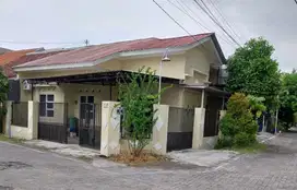 Dijual Rumah Siap Huni Jl Syuhada, 10 Menit Kampus  USM Semarang