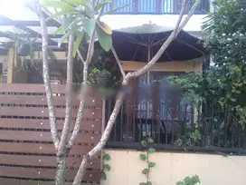Rumah di Komplek Kencana loka BSD