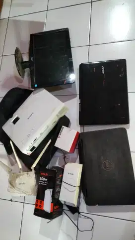 Bekas Laptop dell acer, monitor, proyektor, wifi router