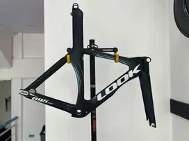 FRAME SEPEDA ROAD