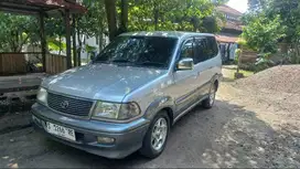 Toyota Kijang Krista 2.4 2002 Plat S subakir mobil bekas sekoto kediri