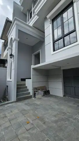 Dijual rumah baru gress graha family