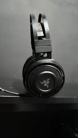 Headset Razer Nari Wireless
