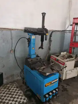 Mekanik AC Senior, Mekanik Mesin dan Spooring Senior
