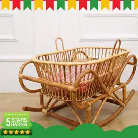 Ayunan Bayi Rotan Goyang Perahu Plus Busa Bantalan