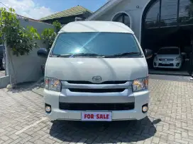 (Km10rb)TOYOTA HIACE COMMUTER 2017/2018 MT
