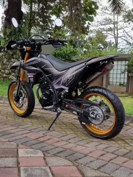 Kawasaki KLX 230 SM thn 2022 Odo 6rb Koko Motor