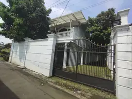 Dijual Rumah Luas di Pondok Melati Bekasi