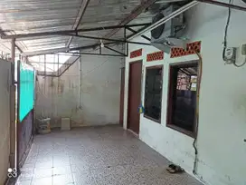 Dijual Rumah 2 Lantai Plus Kontrakan Lokasi Strategis Di Tamansari