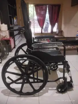 Kursi roda msh seperti baru cm 3x pake