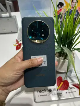 Second Samsung a35 5G 8/256GB ex display hrg 4jt