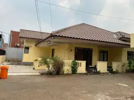 Dijual rumah luas di pondok gede Bekasi kota