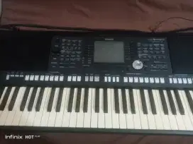 Keyboard Yamaha psr S950 mulus