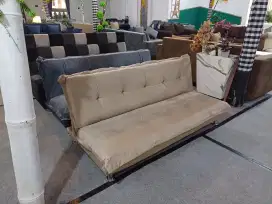 Sofa lipat santai depan tv