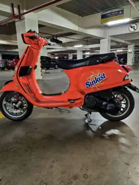 Vespa S 150 3vie piaggio spesial edition orange tahun 2013 bulan 09