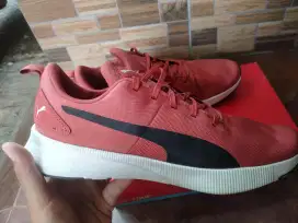 Puma flyer runner (red white) size 42 Original