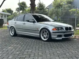 BMW E46 325i 2001 M54