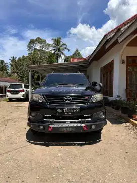 Di jual Fortuner VRZ TRD Solar