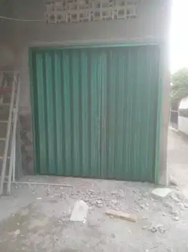 Pintu ruko polingjet