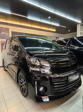 Toyota vellfire GS 2.4 AT 2013