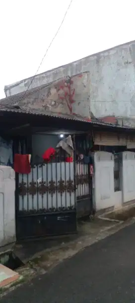 Rumah di Jual Reni jaya, pamulang