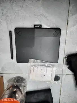 Wacom dijual apa adanya tapi tidak rusak