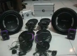 Audio mobil satu set lengkap bekas