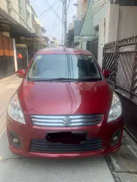 Mobil Ertiga GL