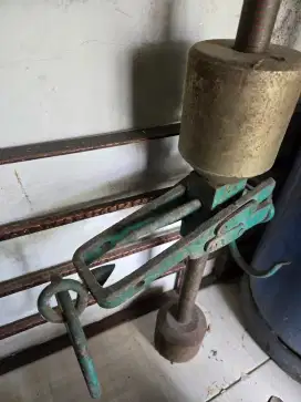 Jual timbangan gantung 110 kg  kuningan