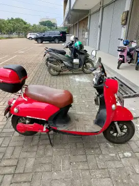 Sepeda listrik selis th 23 srt lgkp Bldc 1500w baterai graphene baru
