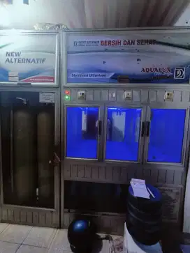Kurir Galon, merangkap kurir laundry dan cuci