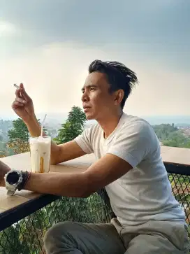 Mencari Pekerjaan yang berhubungan dengan IT, Admin, CS