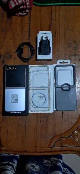 SAMSUNG Z FLIP 6 12/256