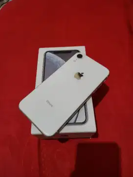 iPhone Xr 64gb Putih Mulus