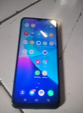 Di jual hp Vivo v2027 ram 3gb internal 64