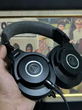 Audio Technica ATH M40X Headphone