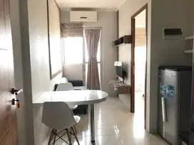 Disewakan Apartemen maple park 1 kamar tahunan bulanan