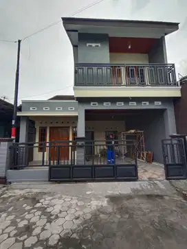 Rumah Cantik 2 Lantai Di Utara Pamela 7 Purwomartani Kalasan Jogja