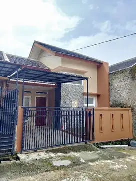 Rumah FULL Renov di Kodya Bandung UjungBerung