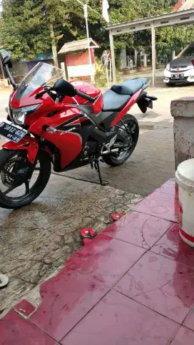 Di jual honda cbr