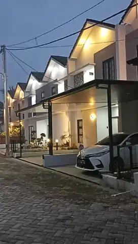 Rumah cantik 2lt DP19jt ada rooftop  nya padalarang Bandung dkt KCIC