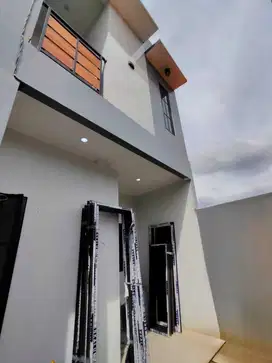 Rumah baru minimalis di kampung tengah kramat jati jakarta timur