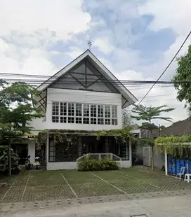Disewakan ruang usaha ex cafe di tengah kota jogja