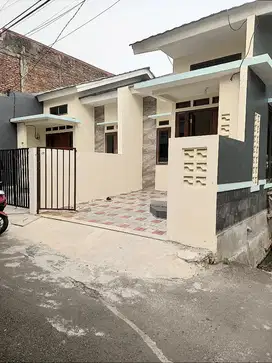 Rumah hook akses 1mobil klender JakTim