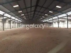 DISEWAKAN GUDANG BESAR SIAP PAKAI MARGOMULYO INDAH