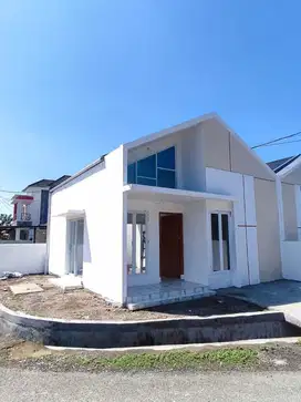 RUMAH READY LOKASI STRATEGIS DI BELAKANG TRANSMART