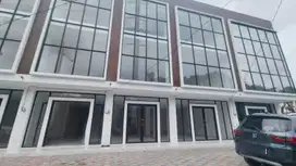 Ruko Brandnew Pinggir Jalan Besar Zonasi Komersil Rawamangun