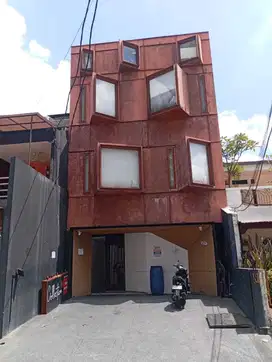 Ruko Komersil di Jl Pinang Emas I Pondok Indah Jakarta Selatan