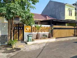 Rumah Bagus Tanah Luas Dalam Cluster di Komplek Duta Bintaro Tangerang